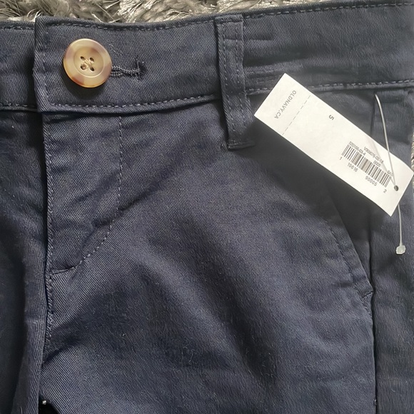 UNISEX kids school uniform shorts - Picture 2 of 7